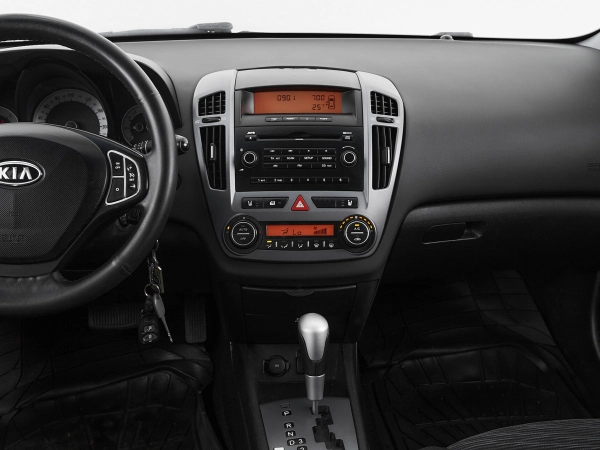 Kia Ceed, I фото №14