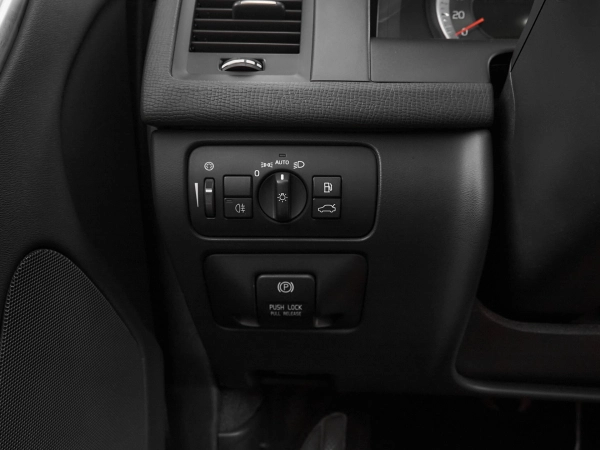 Volvo XC60, I фото №13