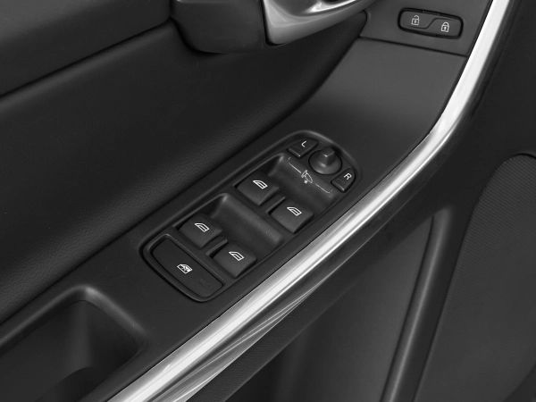 Volvo XC60, I фото №14