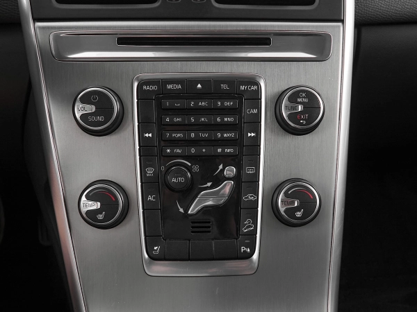 Volvo XC60, I фото №17