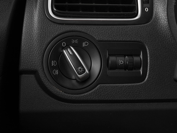 Volkswagen Polo, V фото №11