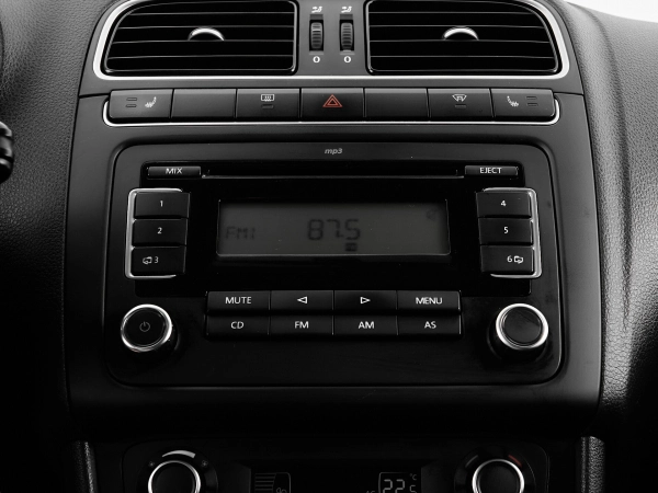 Volkswagen Polo, V фото №14