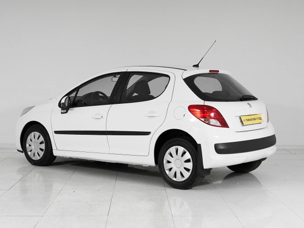 Peugeot 207, I Рестайлинг фото №4