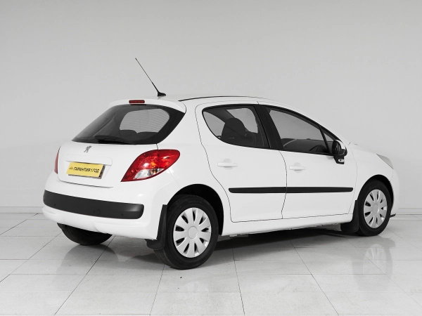 Peugeot 207, I Рестайлинг фото №6