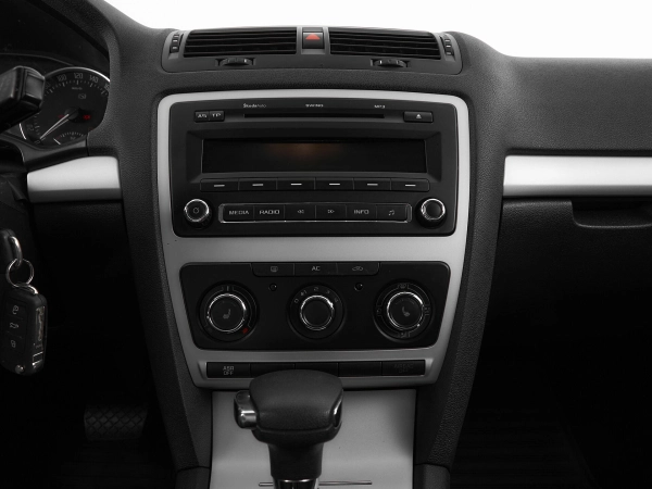 Skoda Octavia, I (A4) Рестайлинг фото №8