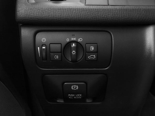 Volvo XC60, I фото №13