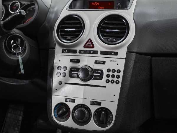 Opel Corsa, D фото №10