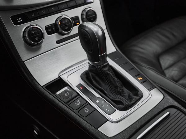 Volkswagen Passat, B7 фото №19