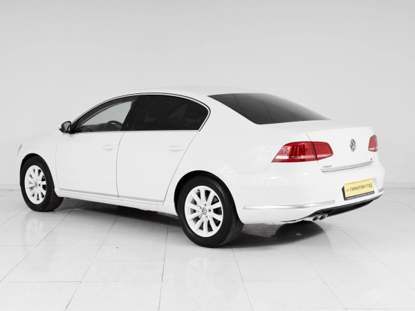 Volkswagen Passat, B7 фото №4