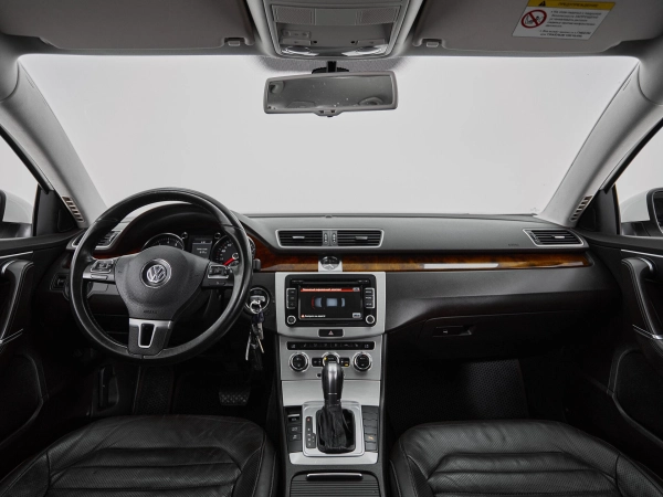 Volkswagen Passat, B7 фото №8