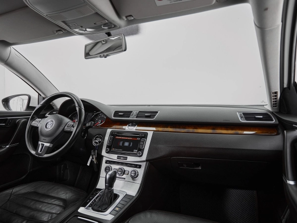 Volkswagen Passat, B7 фото №9