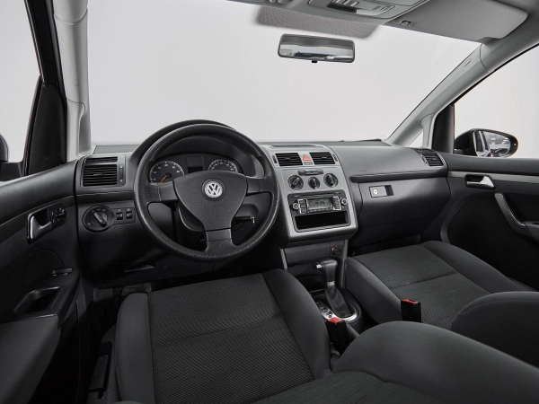 Volkswagen Touran, I Рестайлинг фото №6
