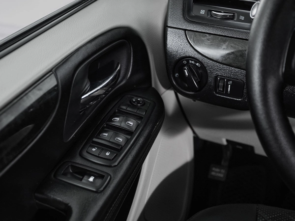 Dodge Caravan, V фото №11