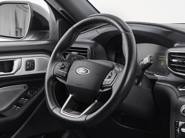 Ford Explorer, VI фото №10