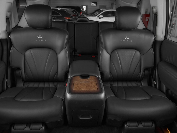 Infiniti QX56, II фото №20