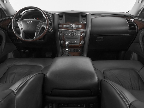 Infiniti QX56, II фото №9