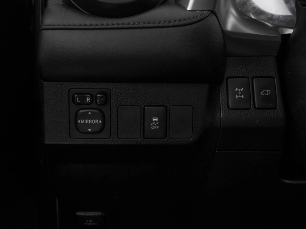 Toyota RAV4, IV (XA40) фото №10