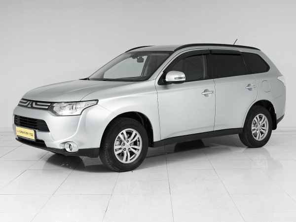 Mitsubishi Outlander, III фото №1