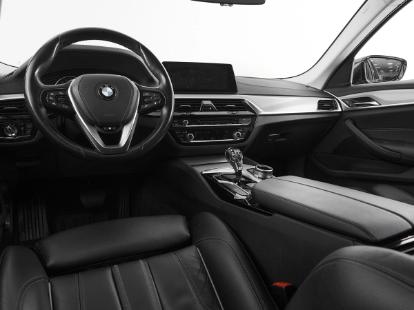 BMW 5 серии, VII (G30/G31/G38) фото №7