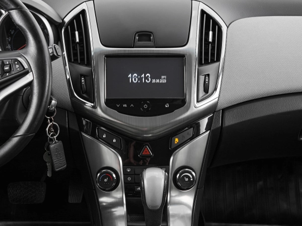 Chevrolet Cruze, I Рестайлинг фото №14