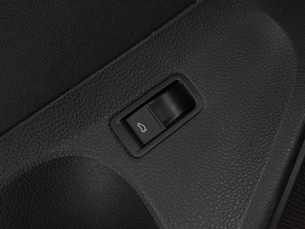 Volkswagen Polo, V фото №13