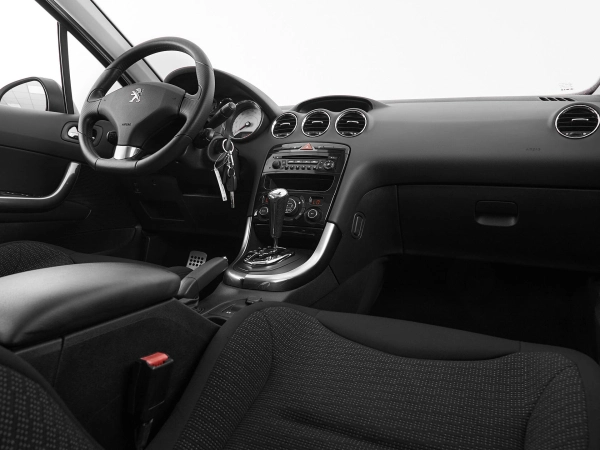 Peugeot 308, I Рестайлинг фото №7