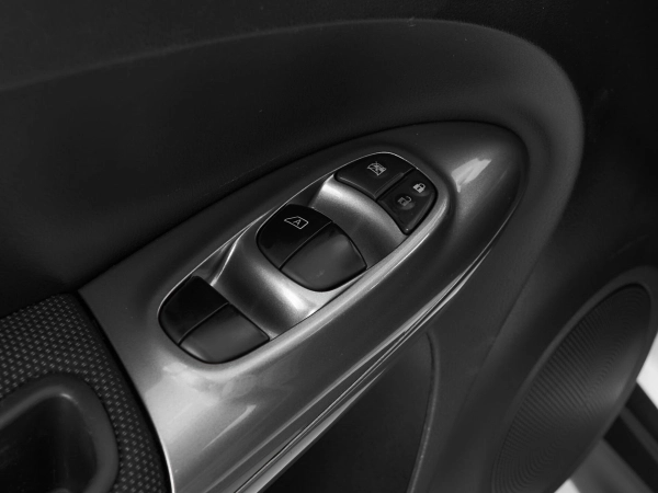 Nissan Juke, I фото №12