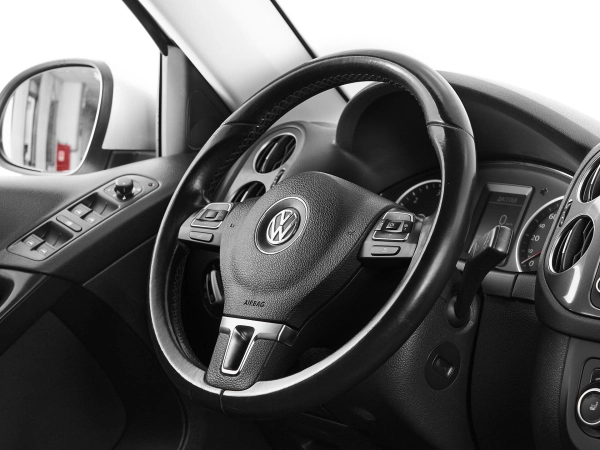 Volkswagen Tiguan, I Рестайлинг фото №10