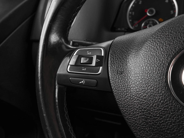 Volkswagen Tiguan, I Рестайлинг фото №11