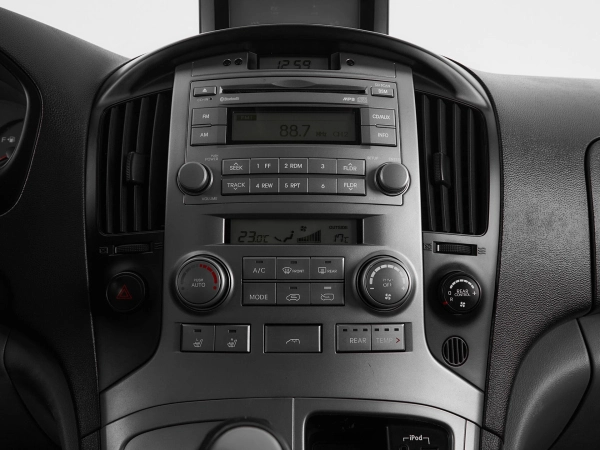 Hyundai Grand Starex, I фото №13