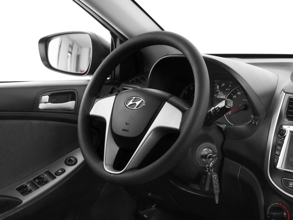 Hyundai Solaris, I фото №10
