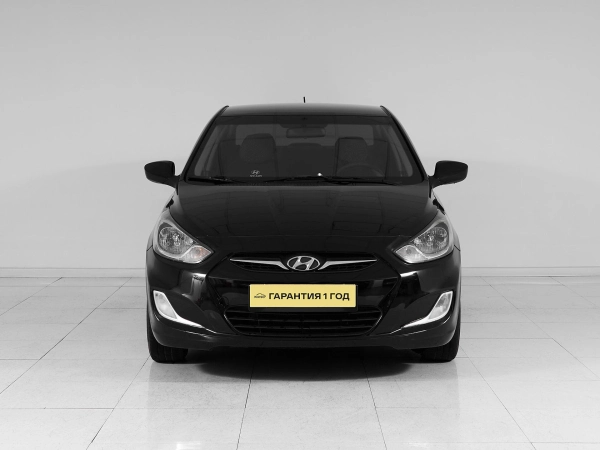 Hyundai Solaris, I фото №2