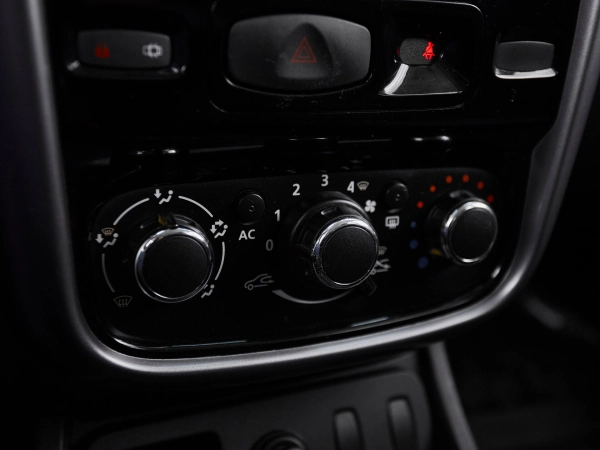 Renault Duster, I фото №13