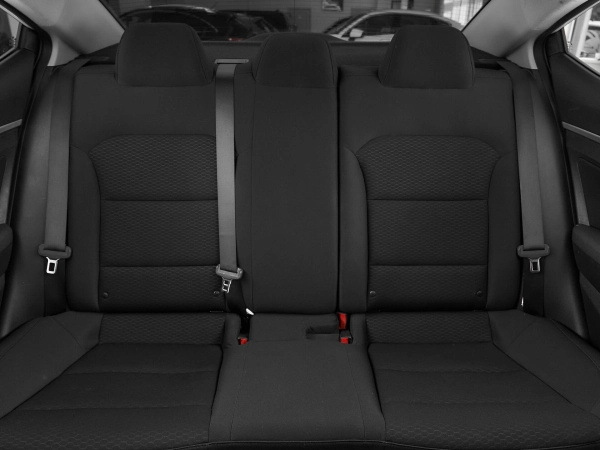 Hyundai Elantra, VI (AD) Рестайлинг фото №17