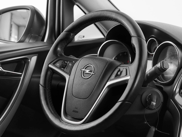 Opel Astra, J Рестайлинг фото №10