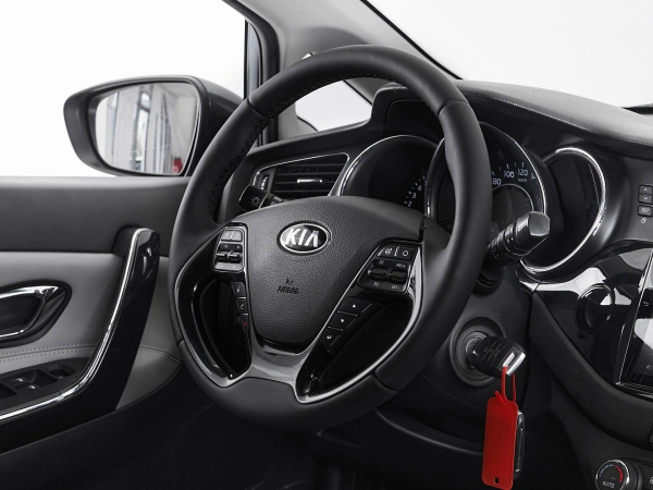 Kia Ceed, II фото №10