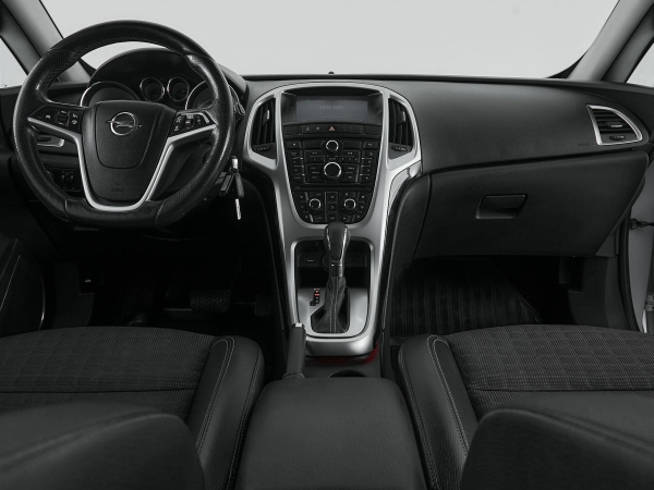 Opel Astra, J Рестайлинг фото №9