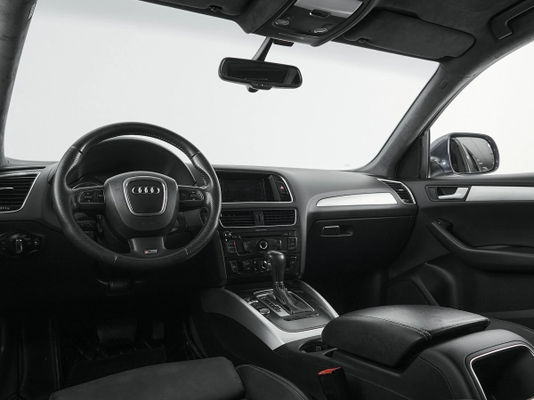Audi Q5, I (8R) фото №7