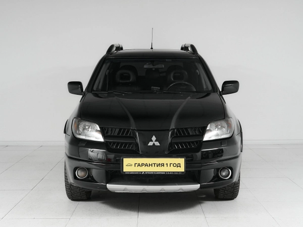 Mitsubishi Outlander, I фото №2