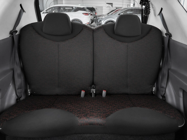 Peugeot 107, I Рестайлинг фото №14