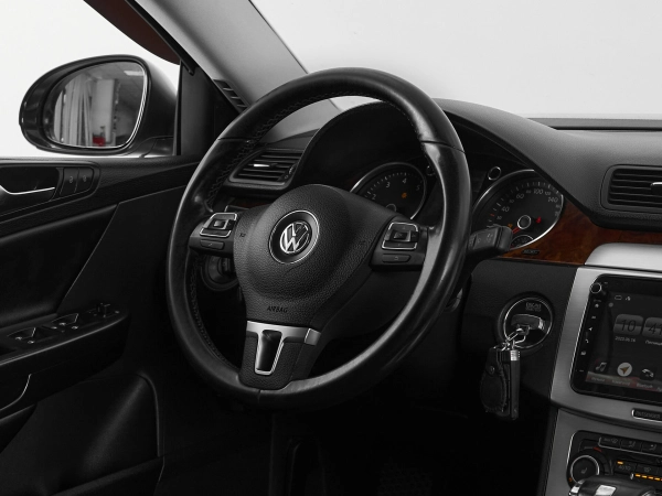 Volkswagen Passat, B6 фото №10