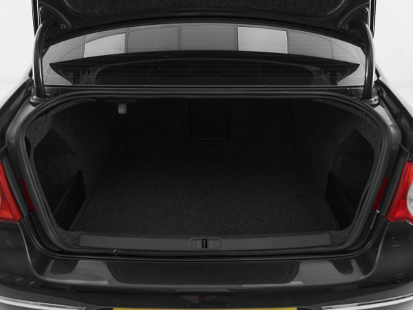 Volkswagen Passat, B6 фото №19