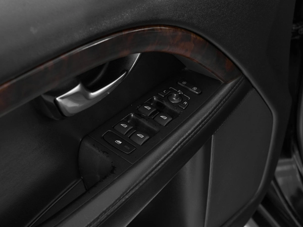 Volvo XC70, II фото №12