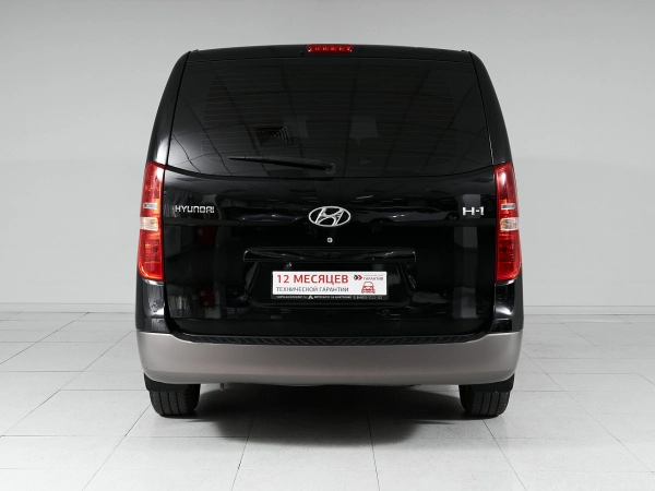 Hyundai H-1, II фото №5