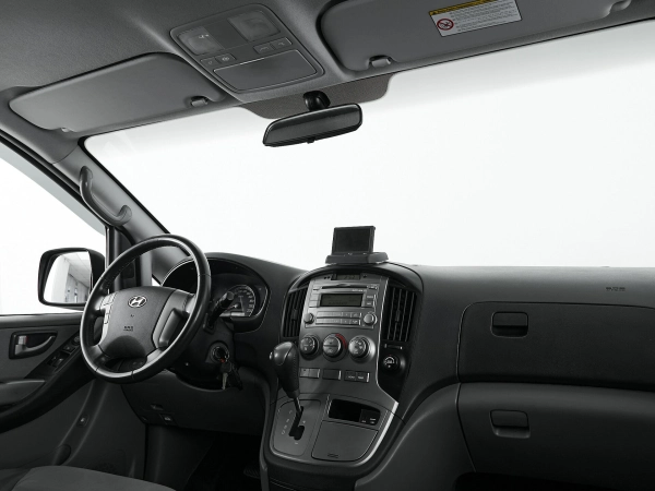 Hyundai H-1, II фото №9