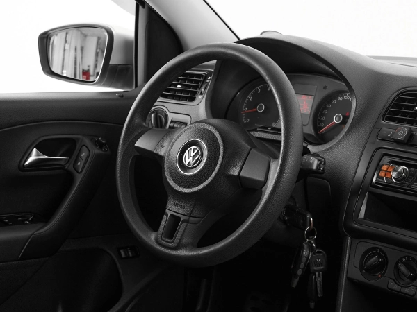 Volkswagen Polo, V фото №10