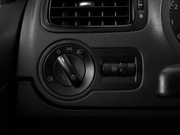 Volkswagen Polo, V фото №13
