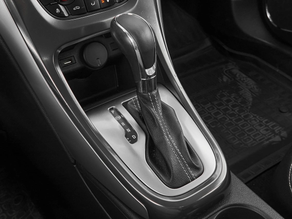 Opel Astra, J Рестайлинг фото №15