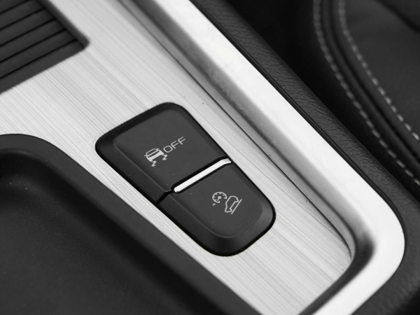 Geely Emgrand X7, I Рестайлинг 2 фото №19
