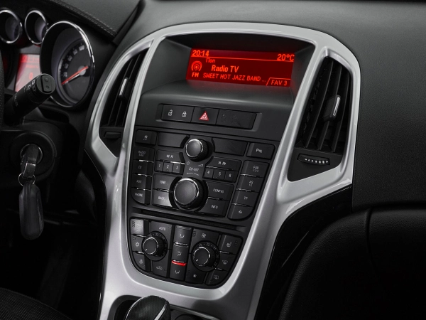 Opel Astra, J Рестайлинг фото №13